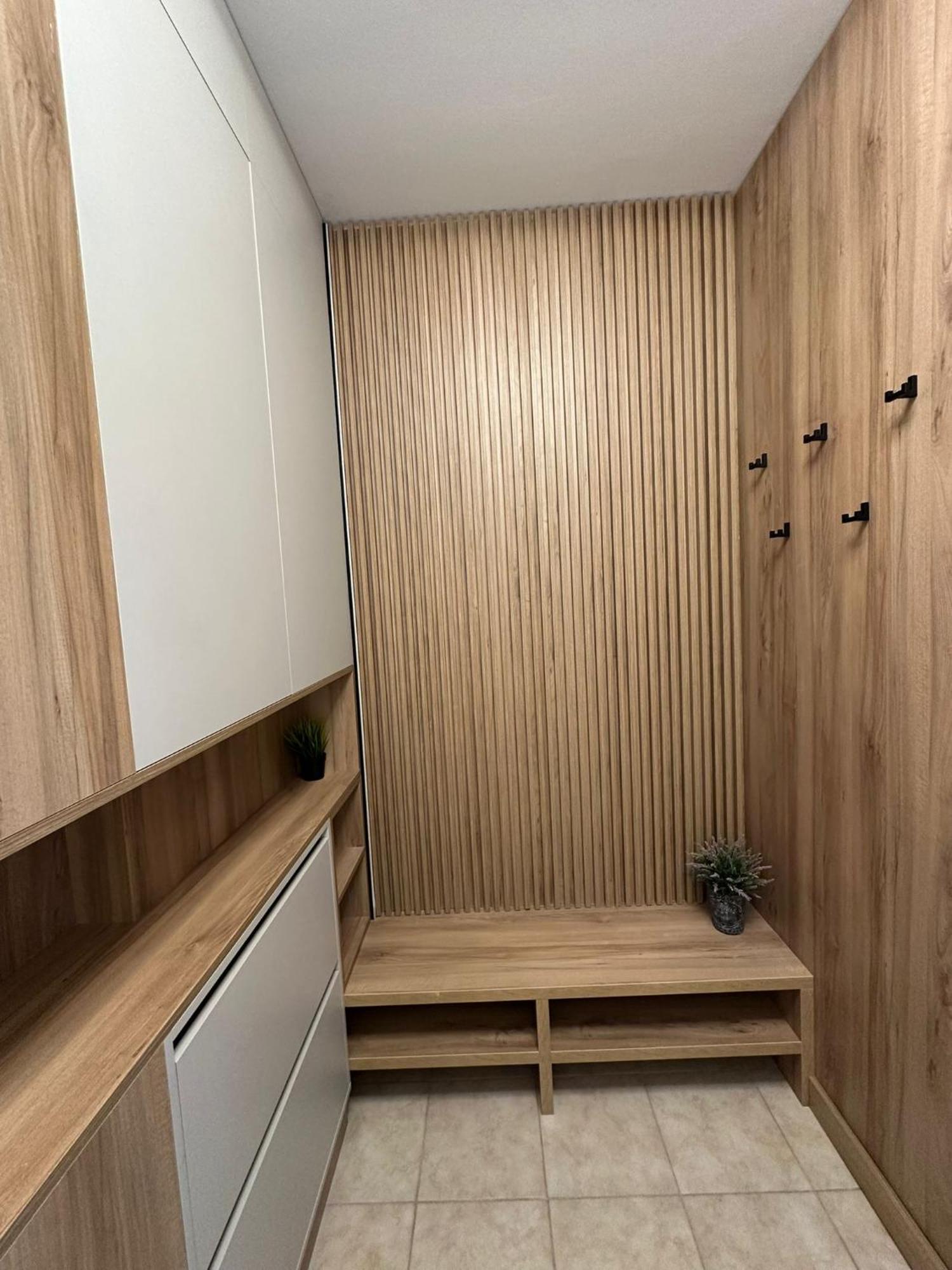 Centru Unirii Luxury Vip Palmier Apartament 2 Camere Cu Terasa Exterioara Amenajata ! Parcare Subterana Privata Climatizata Si Supravegheata Video Dar Doar Cu Rezervare In Limita Locurilor Disponibile !Proprietate In Regim Hoteliep - Nu Are Bucatarie Bucarest Exterior foto