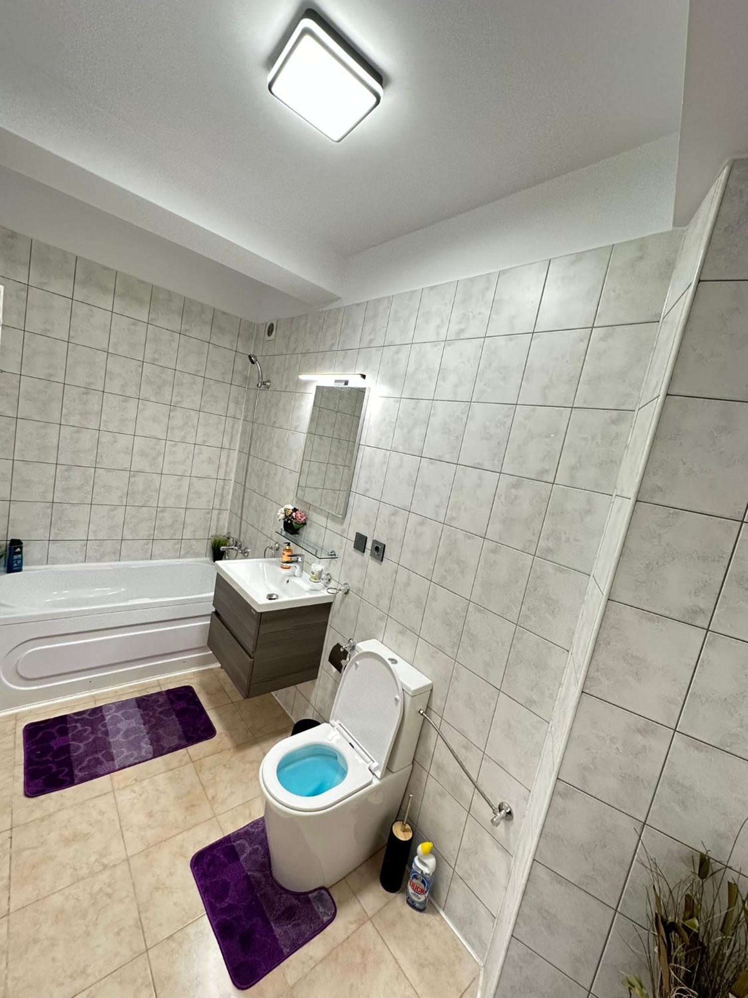 Centru Unirii Luxury Vip Palmier Apartament 2 Camere Cu Terasa Exterioara Amenajata ! Parcare Subterana Privata Climatizata Si Supravegheata Video Dar Doar Cu Rezervare In Limita Locurilor Disponibile !Proprietate In Regim Hoteliep - Nu Are Bucatarie Bucarest Exterior foto